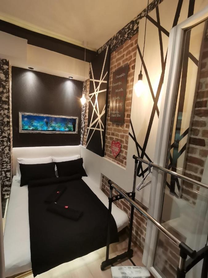 Studio Apartman Black & White Centar Sarajevo Free Parking 外观 照片